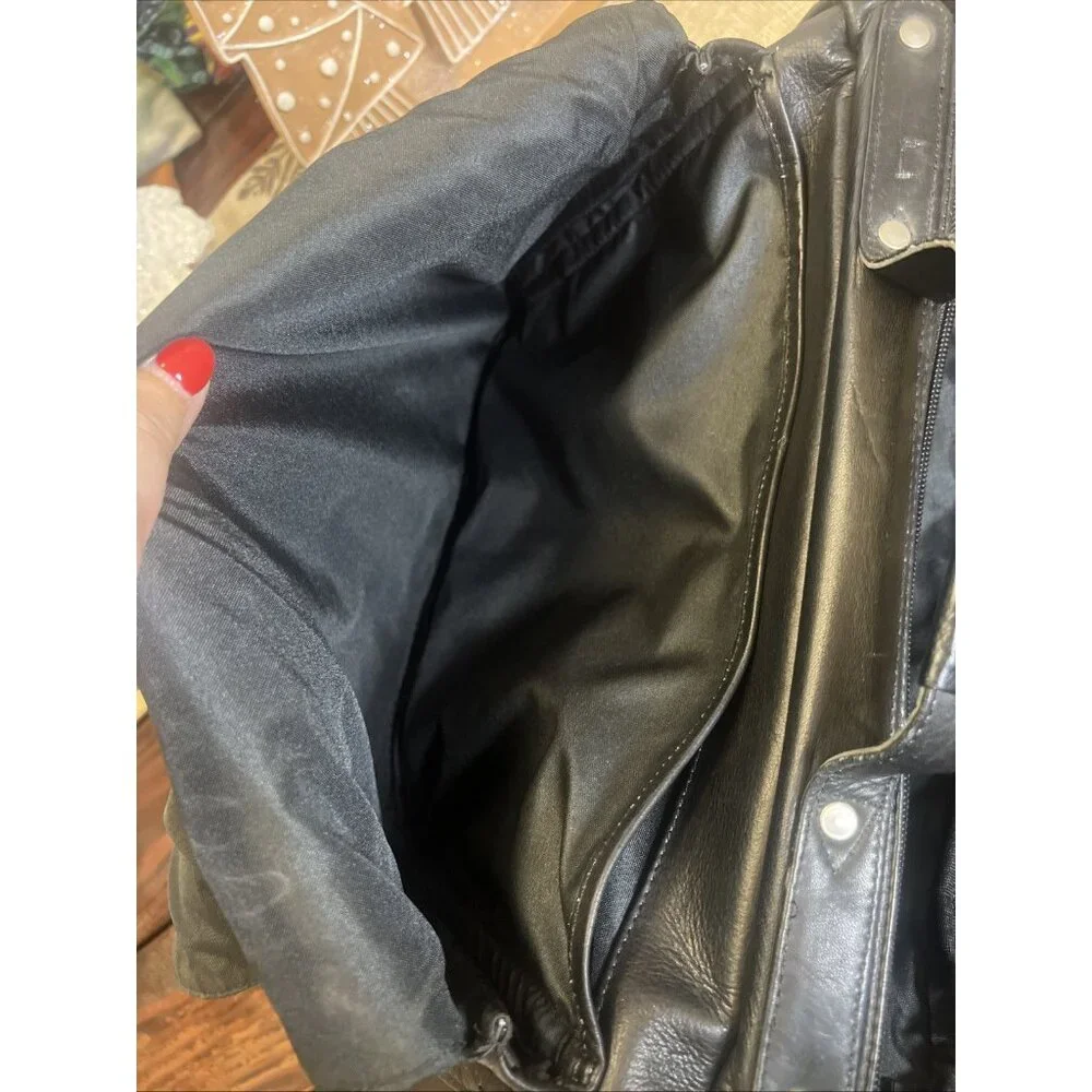 Columbia Made Genuine Black Leather Messenger Laptop Business Bag